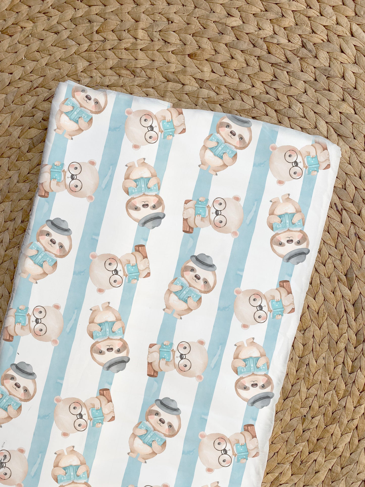 Cute Animals reading clipart , seamless Pattern design, Hand drawn clipart, Instant Download PNG file - 300 dpi